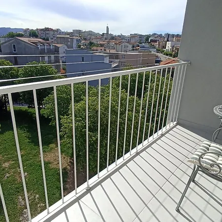 Hills Apartamento *